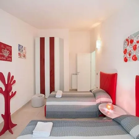 Villa Belvilla By Oyo With Swimming Pool