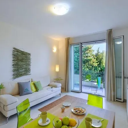 فيلة Belvilla By Oyo With Swimming Pool تافوليا