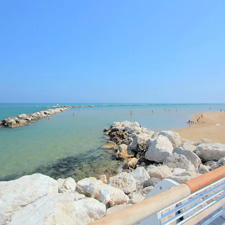 Belvilla By Oyo With Swimming Pool * تافوليا